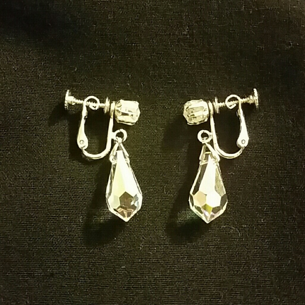 Vintage Aurora Borealis dangle clip/screw earrings
